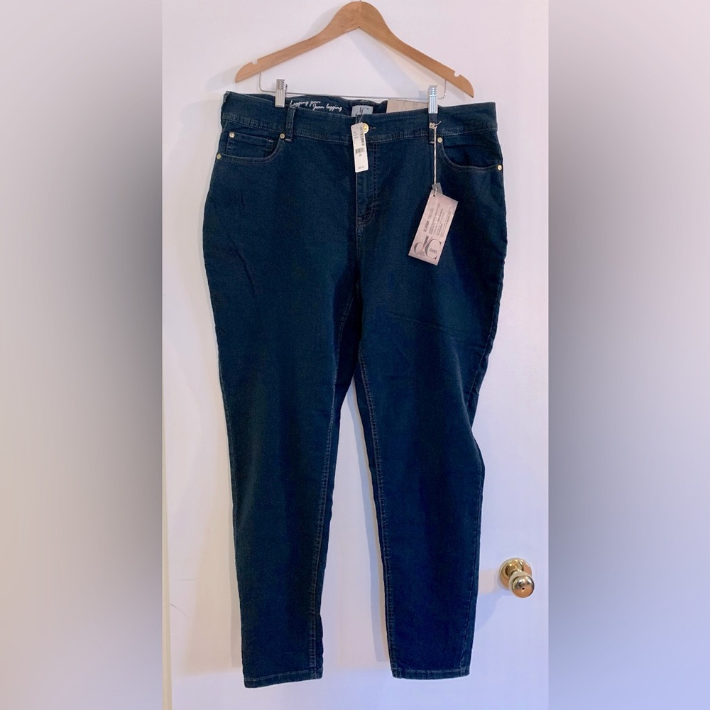 001 NWT DC by PENNINGTONS dark skinny leg jeans/B2